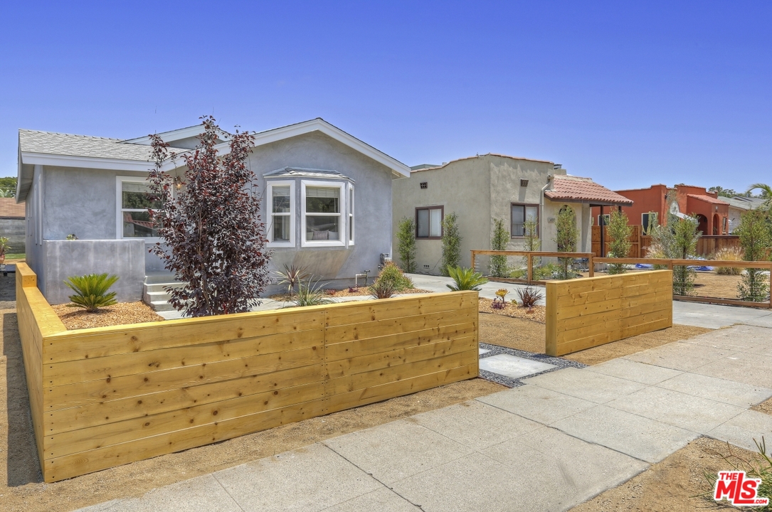 3423 Greensward Road Los Angeles, CA 90039 - Photo 3 of 35 Gallery Image 3