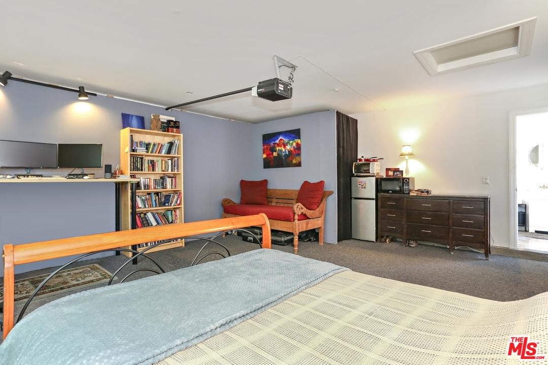 3423 Greensward Road Los Angeles, CA 90039 - Photo 27 of 35 Gallery Image 27