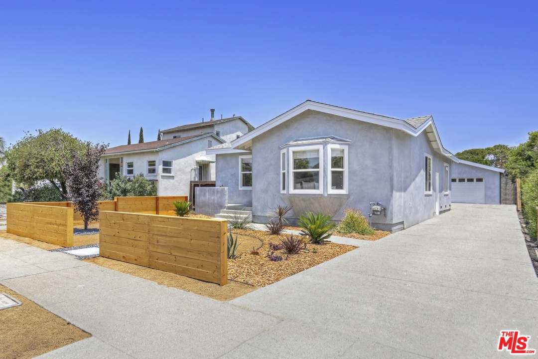 3423 Greensward Road Los Angeles, CA 90039 - Photo 4 of 35 Gallery Image 4