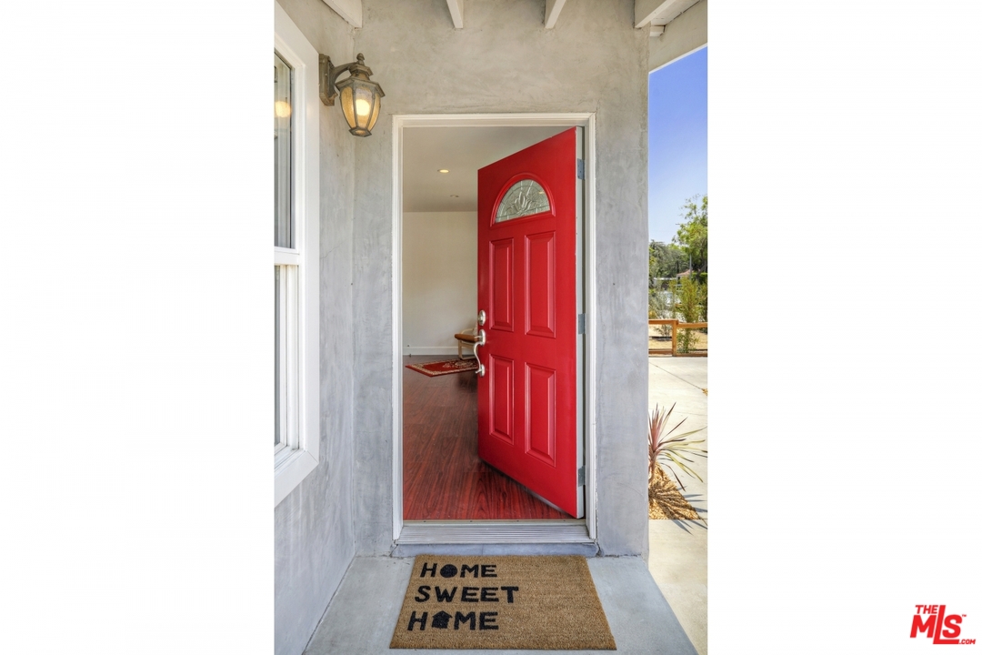 3423 Greensward Road Los Angeles, CA 90039 - Photo 6 of 35 Gallery Image 6