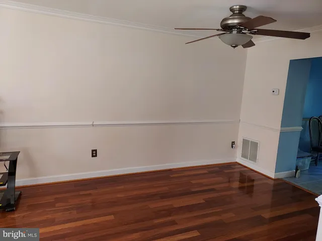a view of empty room