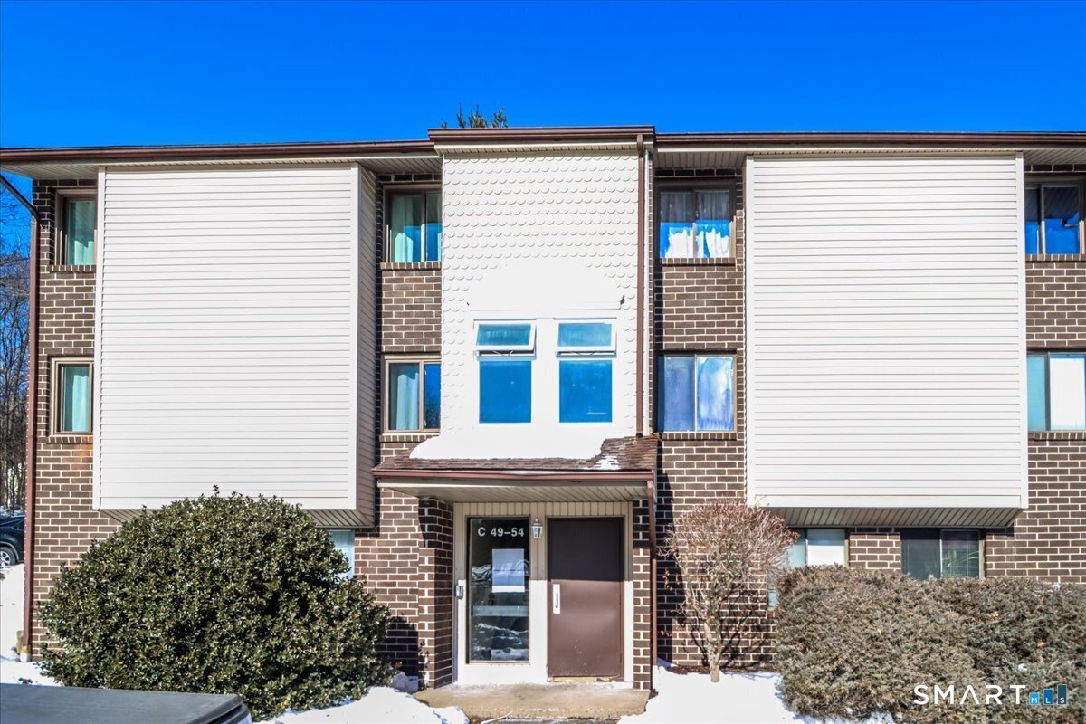 7 Padanaram Road, Unit C53 Danbury, CT 06811 - Photo 2 of 25