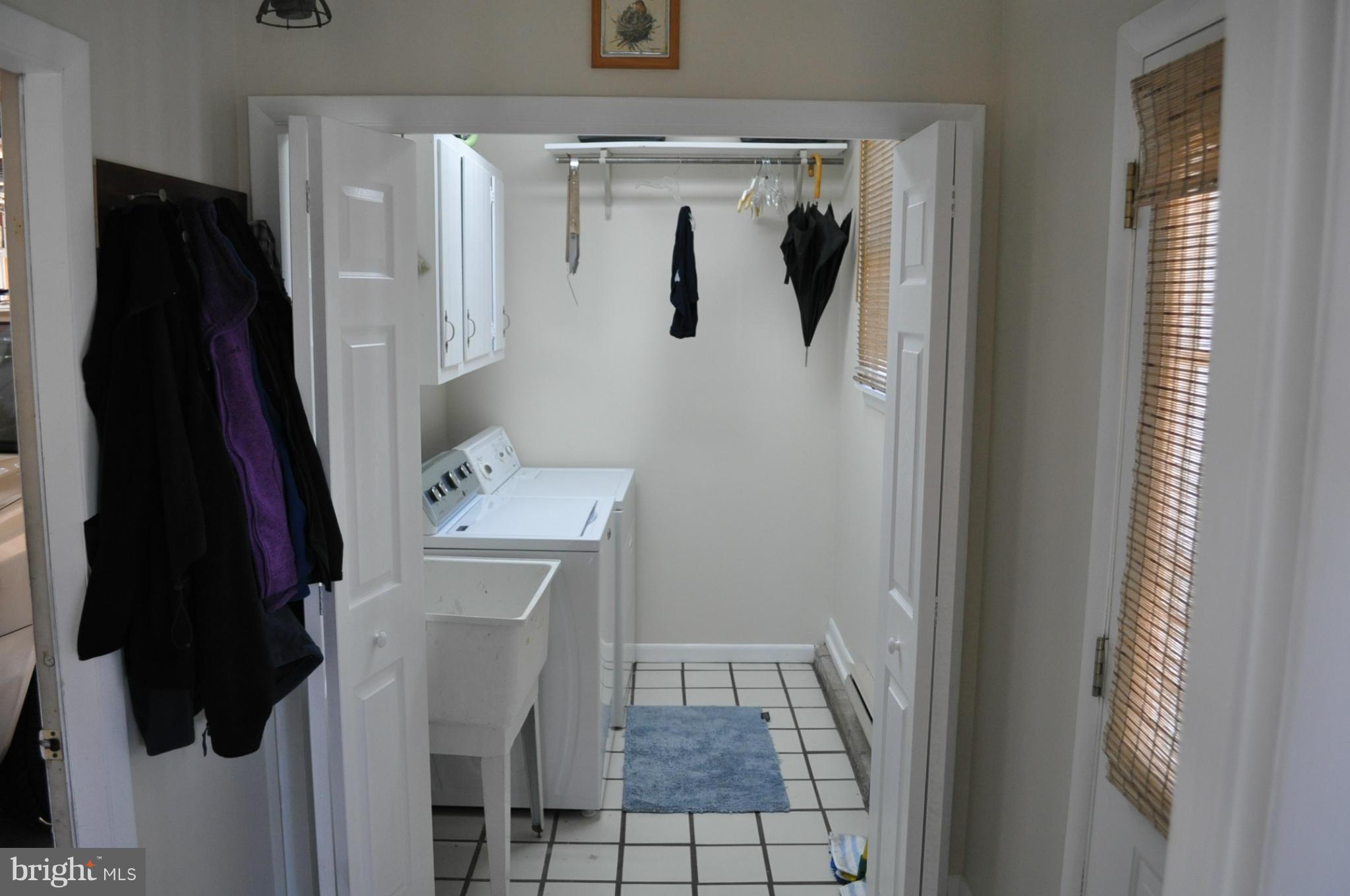 200 East Nicodemus Road Westminster, MD 21157 - Photo 24 of 27 Laundry and mud room