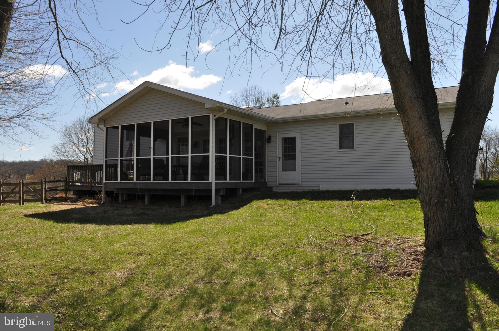 200 East Nicodemus Road Westminster, MD 21157 - Photo 5 of 27 Exterior (Rear)