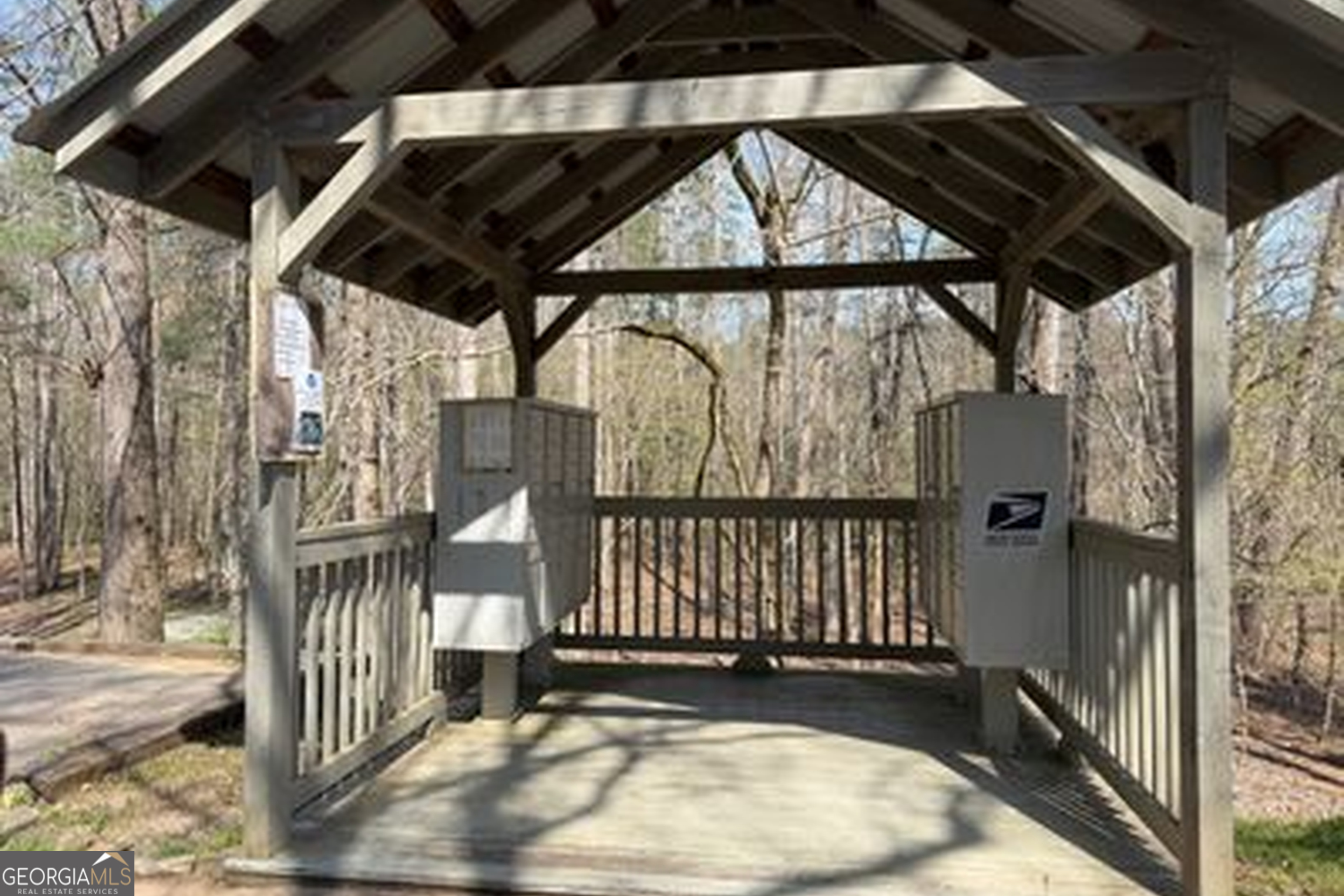 234 Old River Road Cornelia, GA 30531 - Photo 39 of 40 a view of entryway with a floor to ceiling window and wooden fence