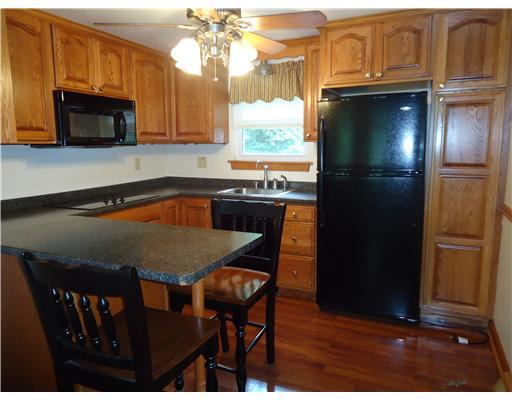222 Pickens Road Aliquippa, PA 15001 - Photo 5 of 15 Kitchen.