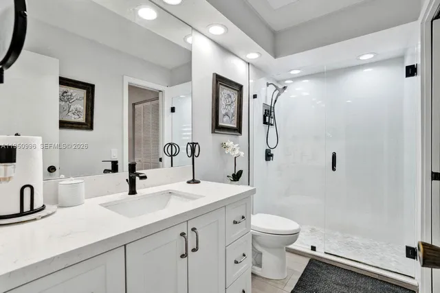 $300,000 | 14970 Southwest 49th Lane, Unit 2G, Miami, FL 33185