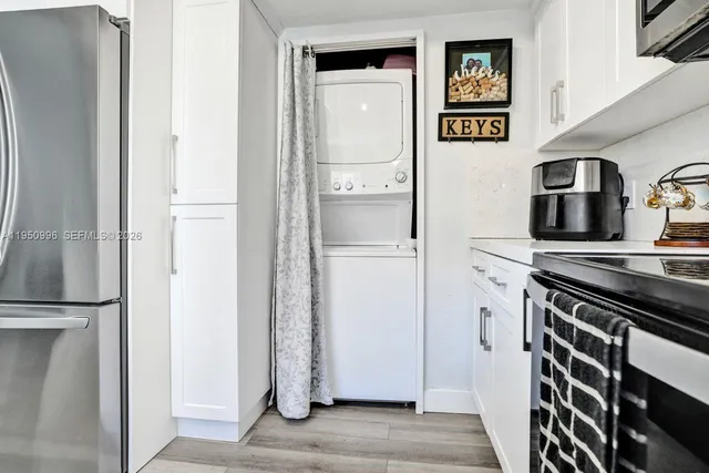 $300,000 | 14970 Southwest 49th Lane, Unit 2G, Miami, FL 33185