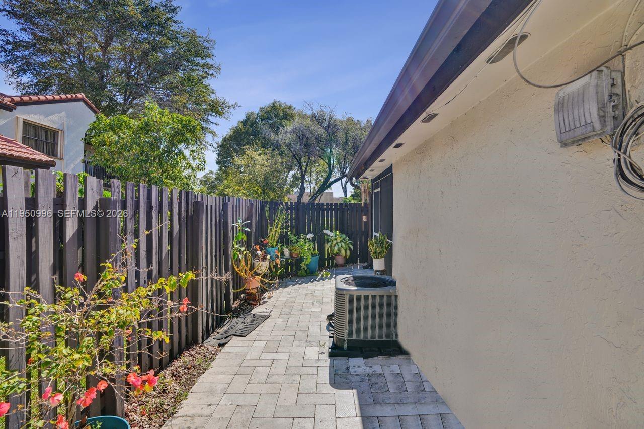 14970 Southwest 49th Lane, Unit 2G Miami, FL 33185 - Photo 19 of 29