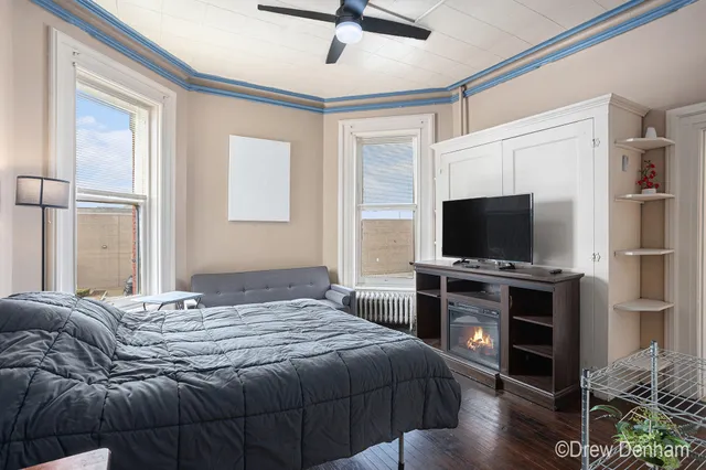 $819,900 | 701 Center Avenue, Bay City, MI 48708