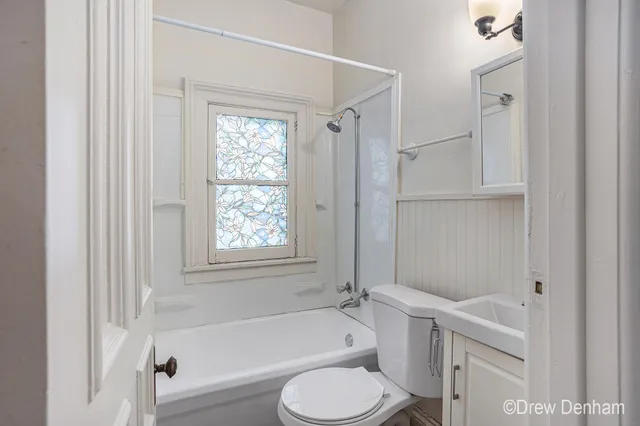 $819,900 | 701 Center Avenue, Bay City, MI 48708