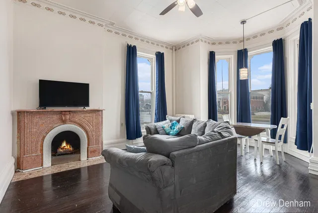 $819,900 | 701 Center Avenue, Bay City, MI 48708