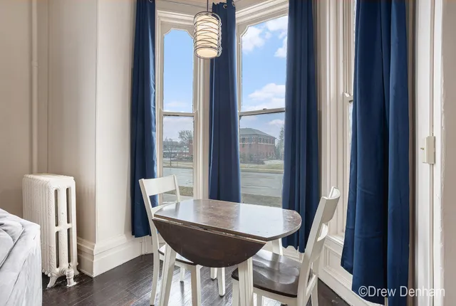 $819,900 | 701 Center Avenue, Bay City, MI 48708