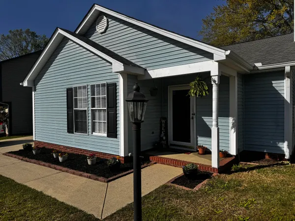 $307,000 | 218 Okehampton Drive, Goose Creek, SC 29445