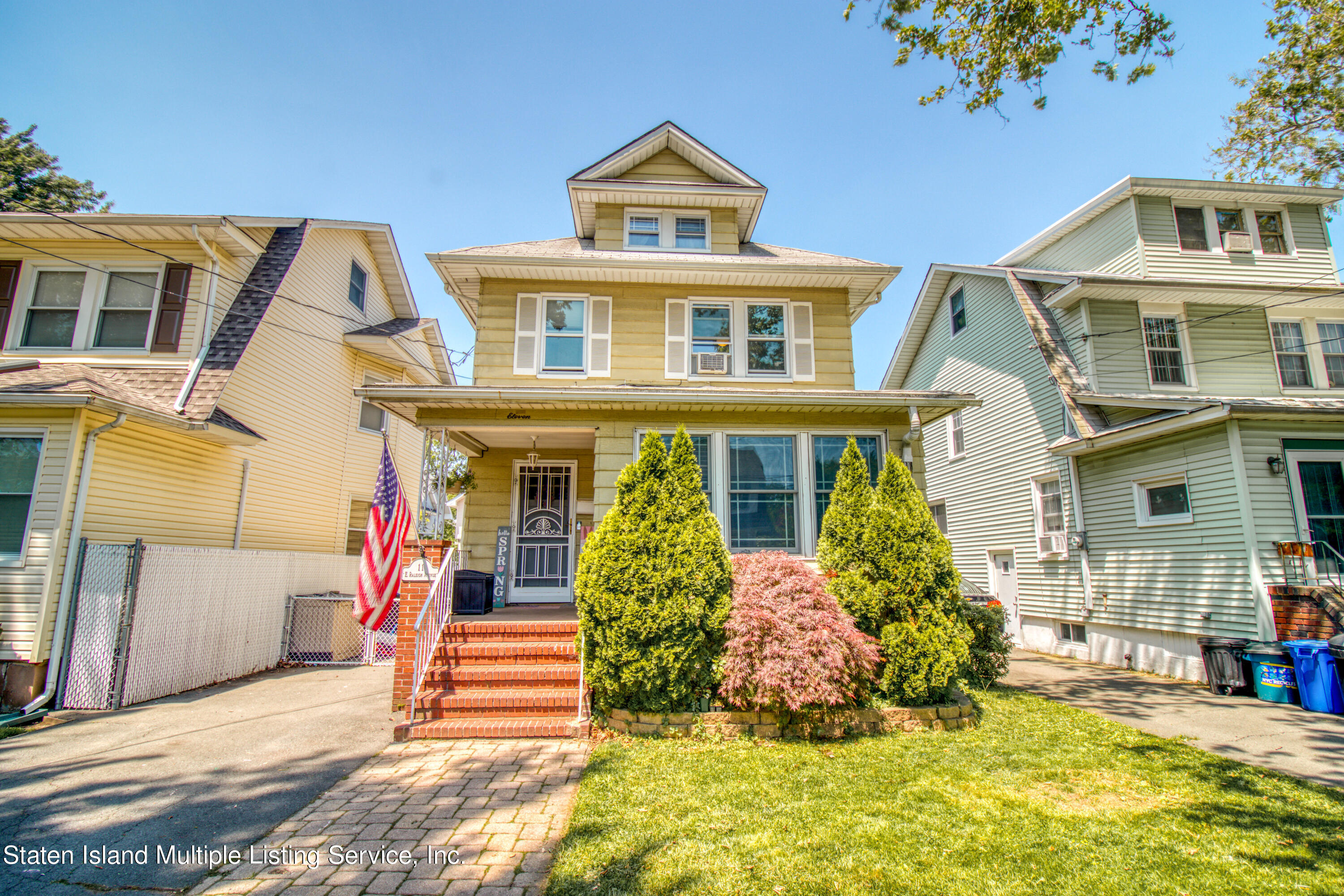 Welcome to 11 E Raleigh Avenue!