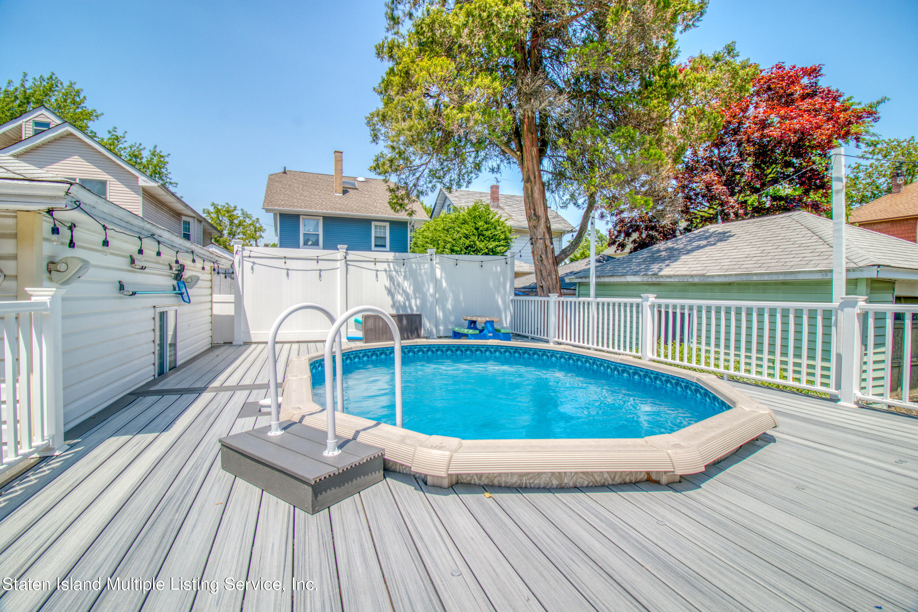 11 East Raleigh Avenue Staten Island, NY 10310 - Photo 26 of 31 Backyard