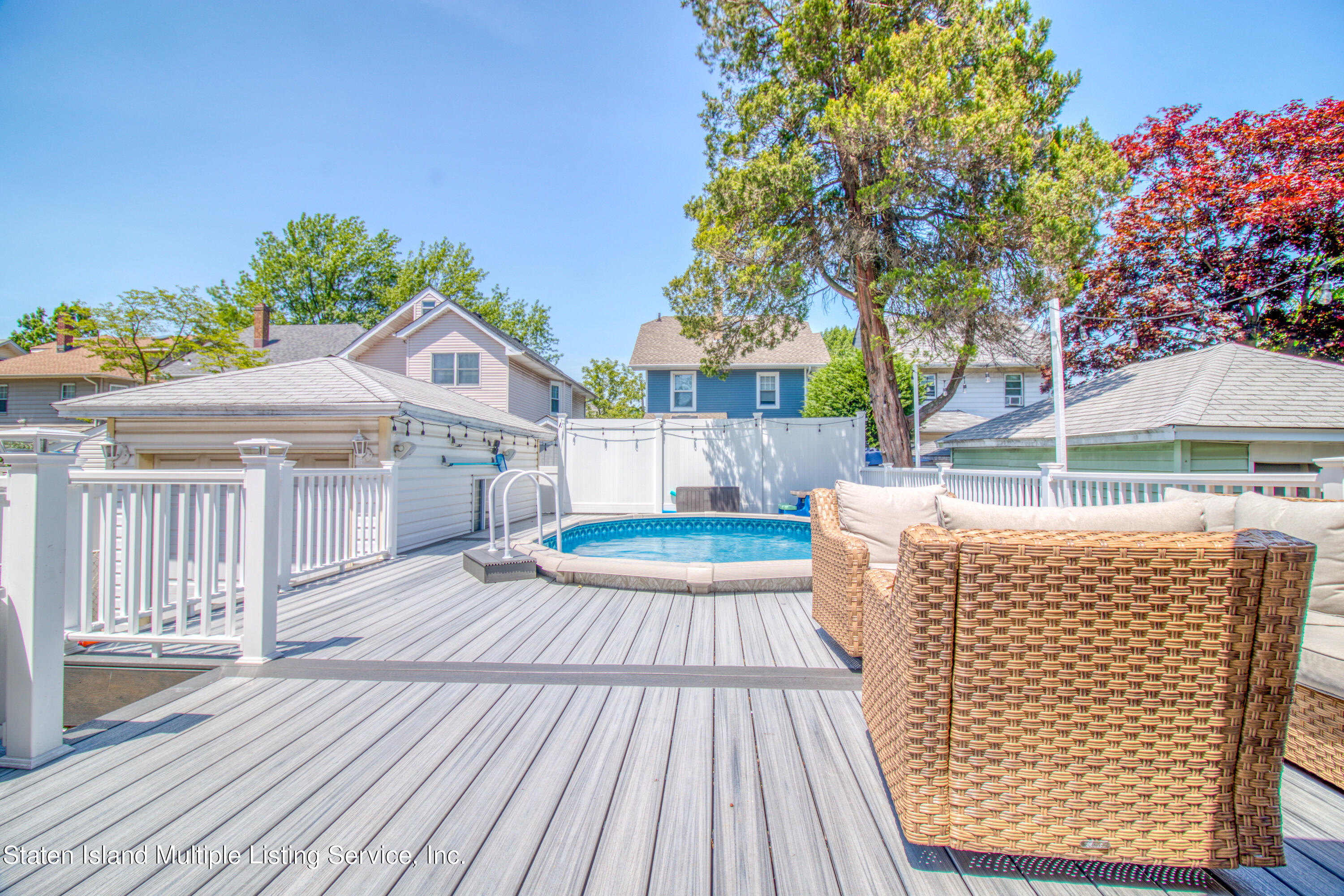 11 East Raleigh Avenue Staten Island, NY 10310 - Photo 27 of 31 Backyard