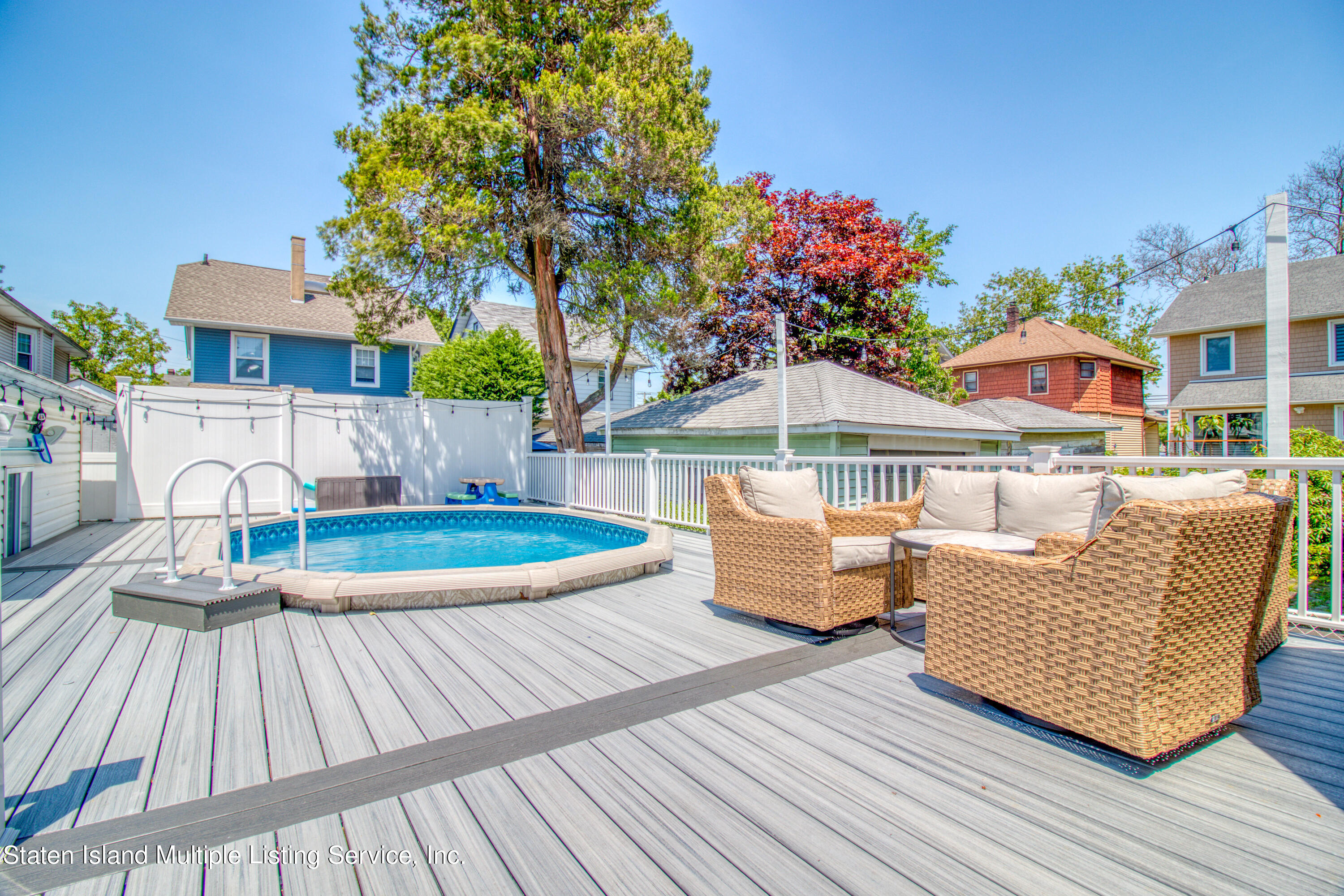 11 East Raleigh Avenue Staten Island, NY 10310 - Photo 28 of 31 Backyard