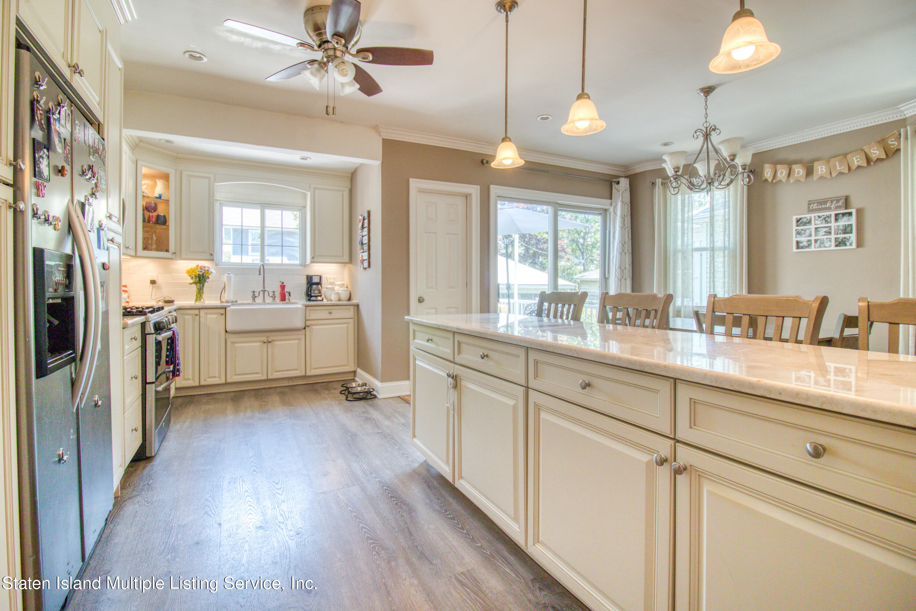11 East Raleigh Avenue Staten Island, NY 10310 - Photo 10 of 31 Kitchen