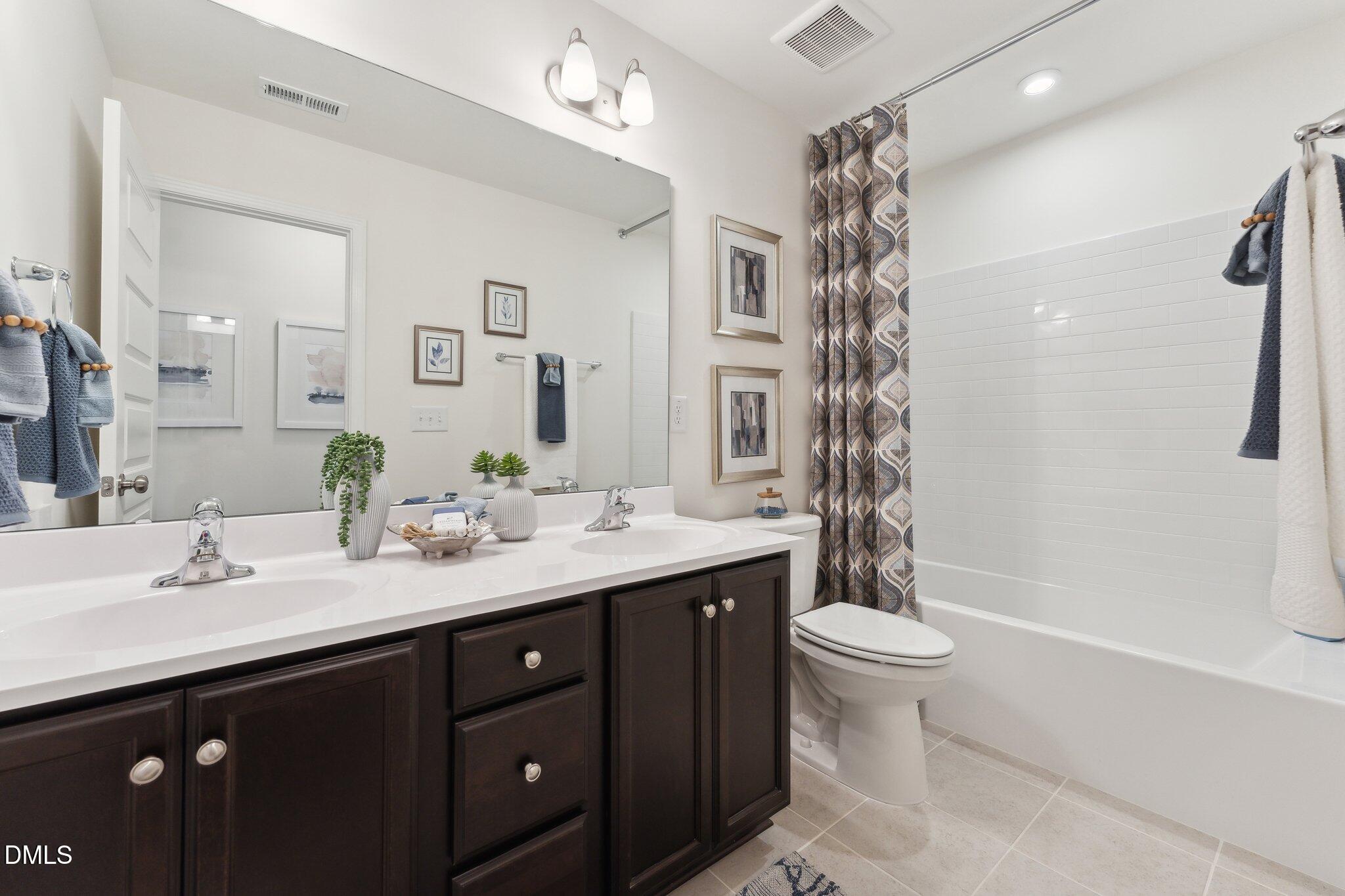 150 Cribbs Lane Middlesex, NC 27557 - Photo 25 of 48 17- HHHunt Homes King Hall Bath