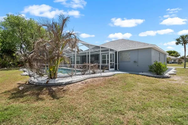 $379,000 | 327 Caloosa Woods Lane, Sun City Center, FL 33573