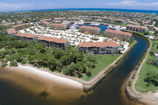 $2,800 | 2601 Marina Isle Way, Unit 402, Jupiter, FL 33477