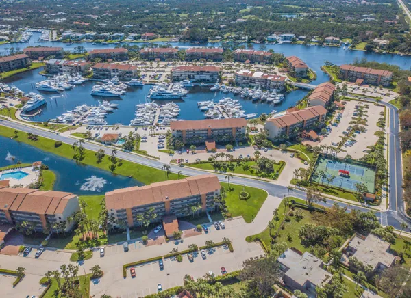 $2,800 | 2601 Marina Isle Way, Unit 402, Jupiter, FL 33477