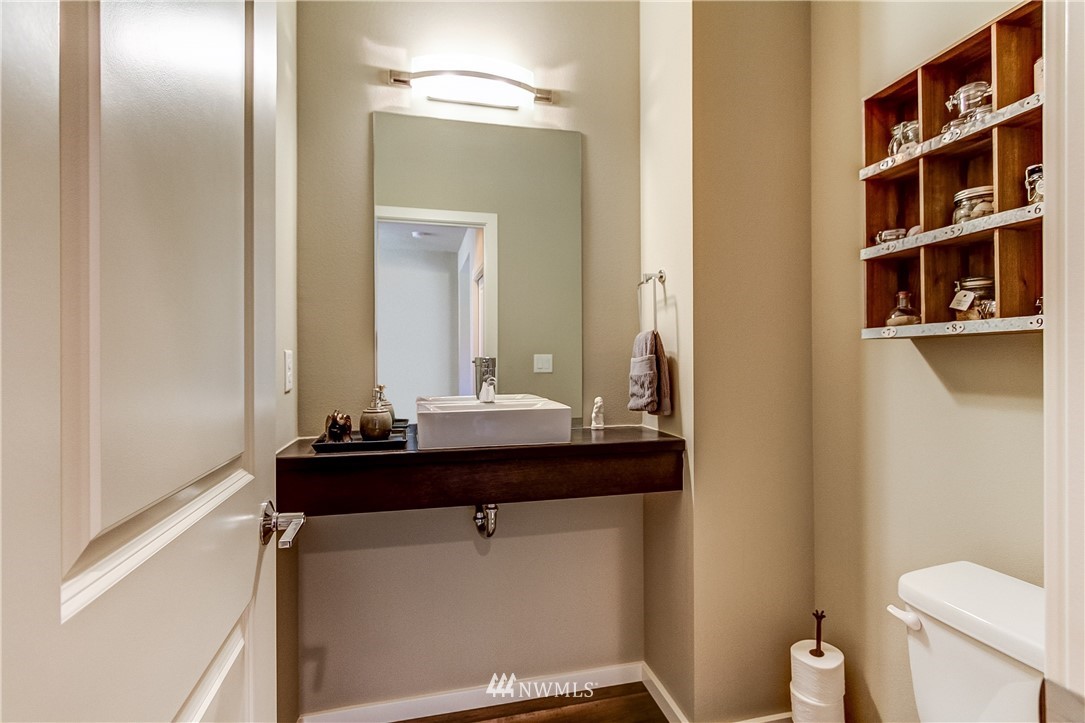 10025 Southeast 192nd Place Renton, WA 98055 - Photo 14 of 25