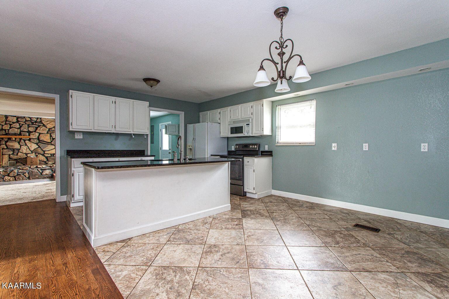 3204 Chilhowee Heights Road Maryville, TN 37803 - Photo 19 of 30 Gallery Image 19