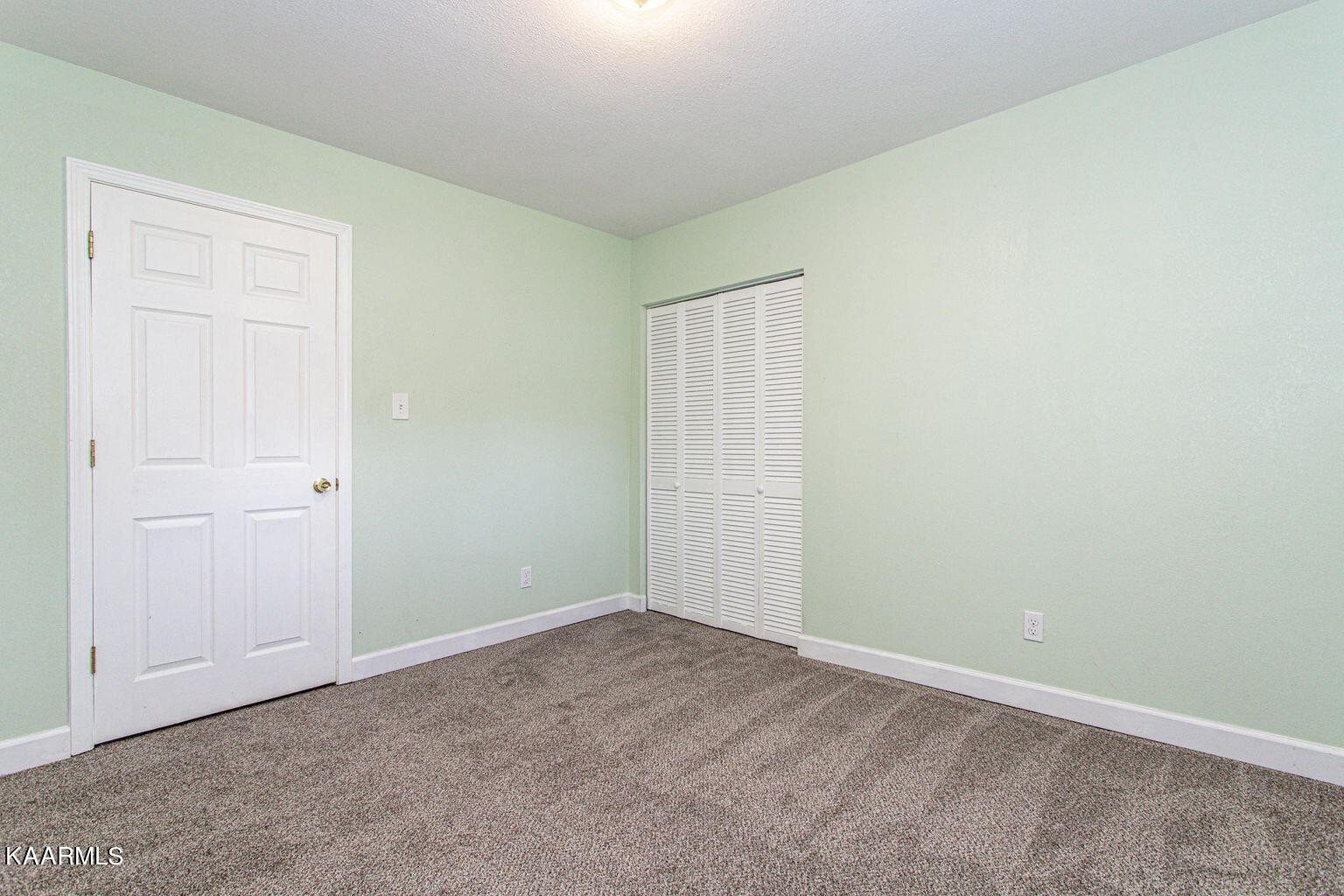 3204 Chilhowee Heights Road Maryville, TN 37803 - Photo 8 of 30 Gallery Image 8