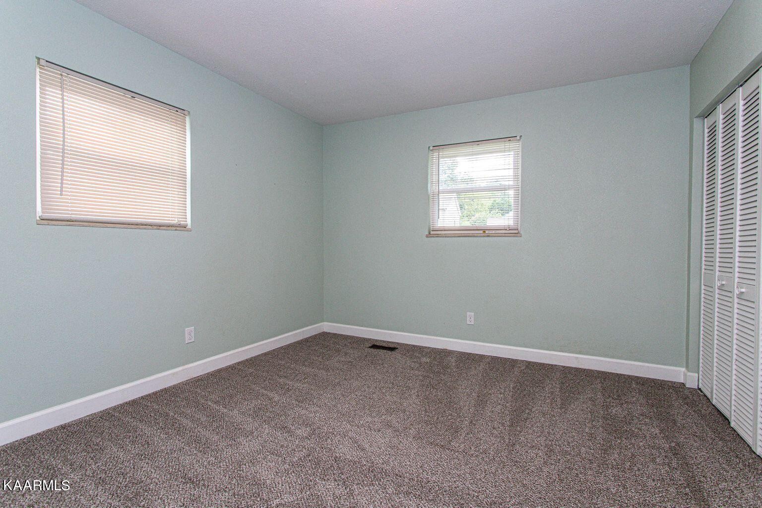 3204 Chilhowee Heights Road Maryville, TN 37803 - Photo 10 of 30 Gallery Image 10