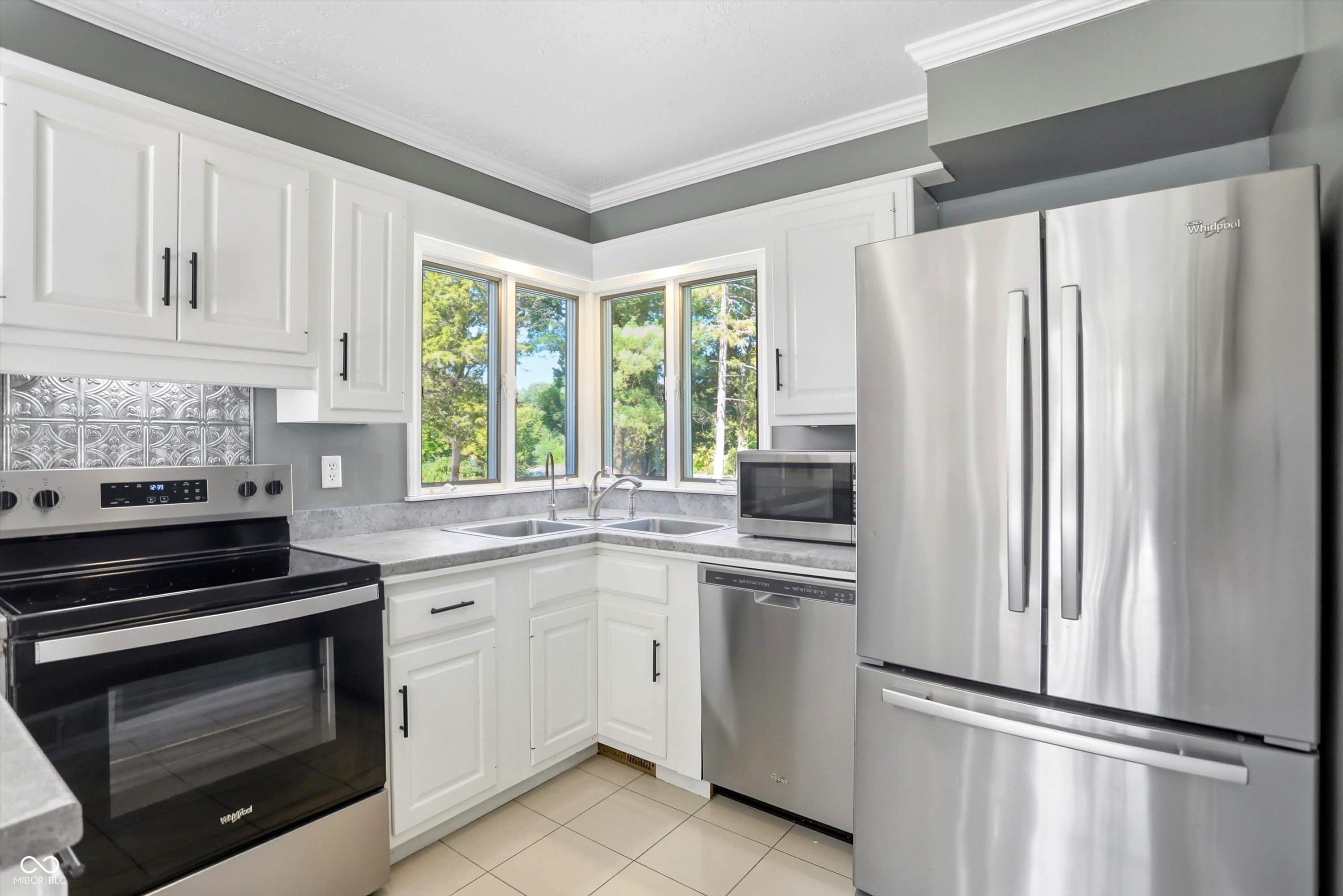 3905 Shelbyville Road Indianapolis, IN 46237 - Photo 17 of 86