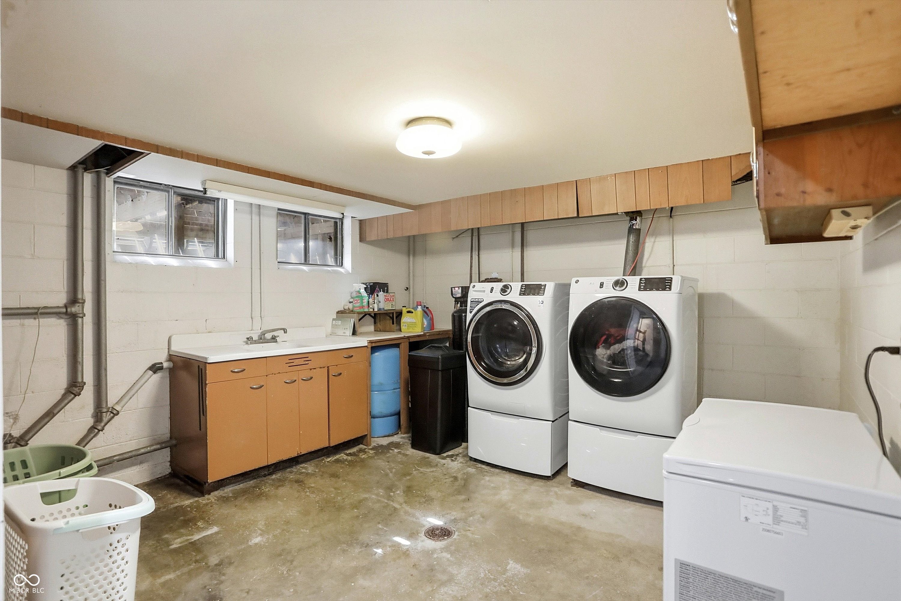 3905 Shelbyville Road Indianapolis, IN 46237 - Photo 36 of 86