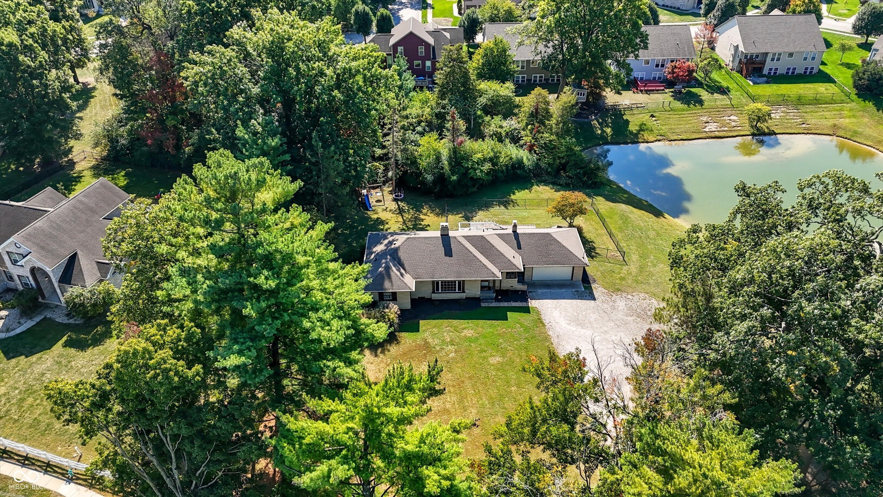 3905 Shelbyville Road Indianapolis, IN 46237 - Photo 4 of 86