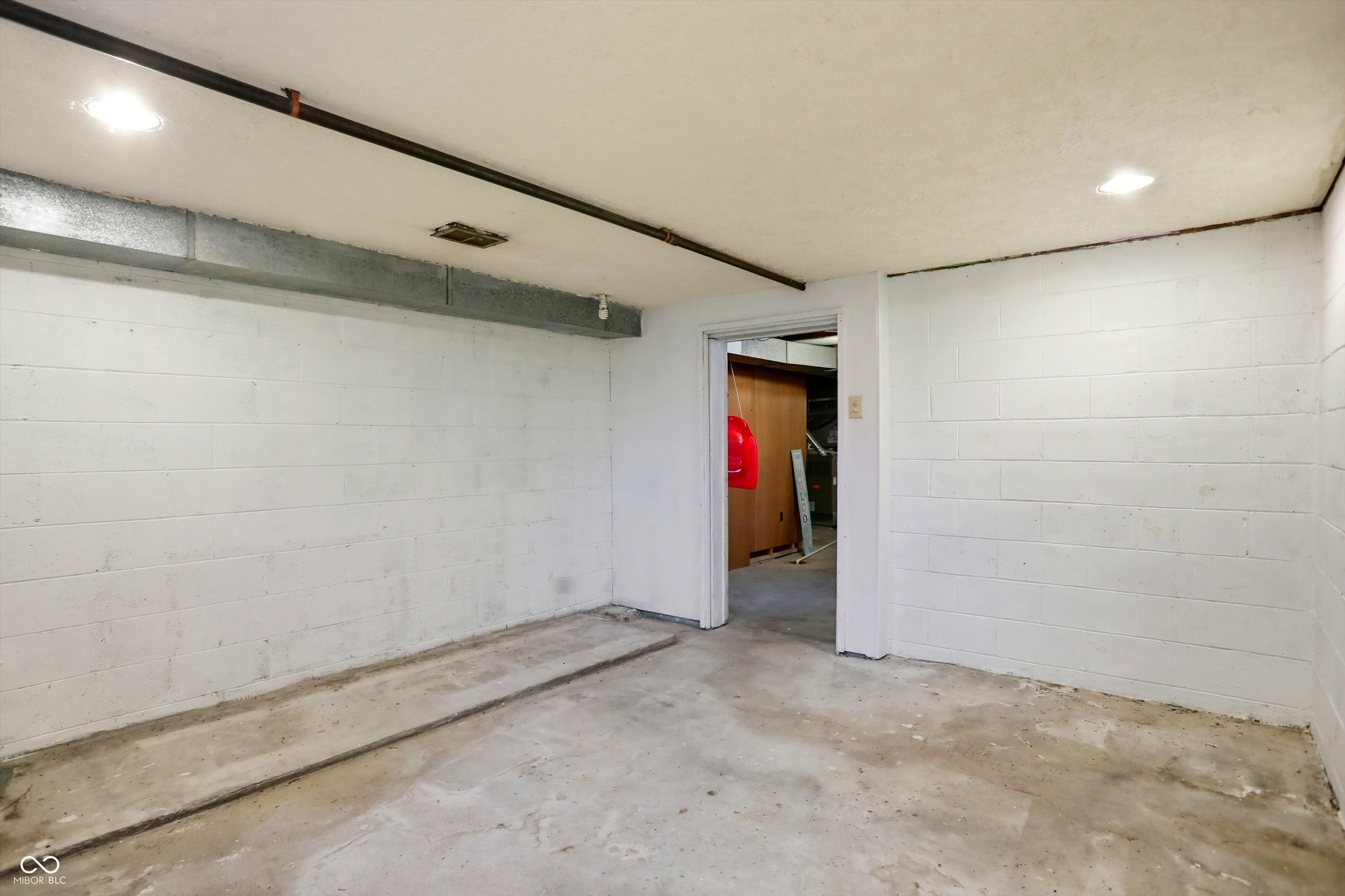 3905 Shelbyville Road Indianapolis, IN 46237 - Photo 47 of 86