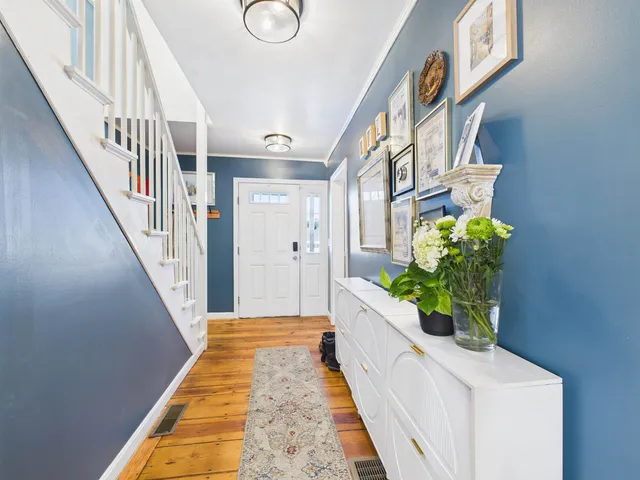 $379,900 | 11 Washington Street, Concord, NH 03303