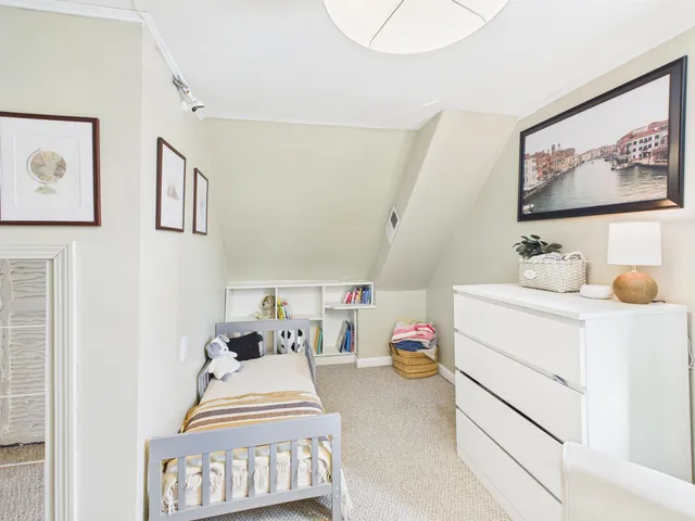 $379,900 | 11 Washington Street, Concord, NH 03303