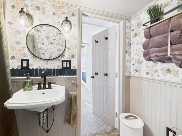 $379,900 | 11 Washington Street, Concord, NH 03303