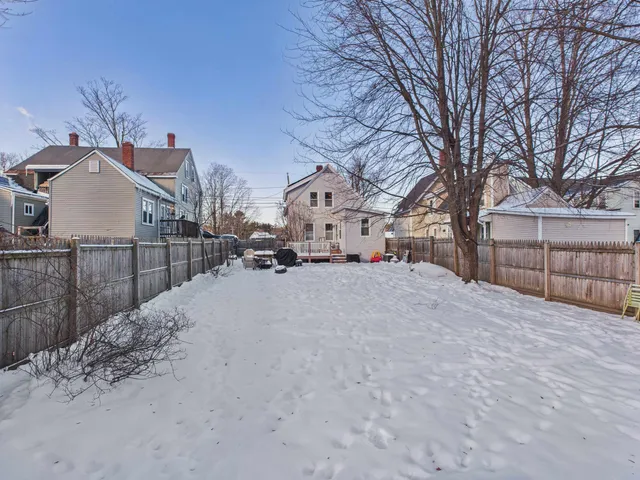 $379,900 | 11 Washington Street, Concord, NH 03303