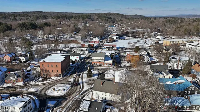 $379,900 | 11 Washington Street, Concord, NH 03303