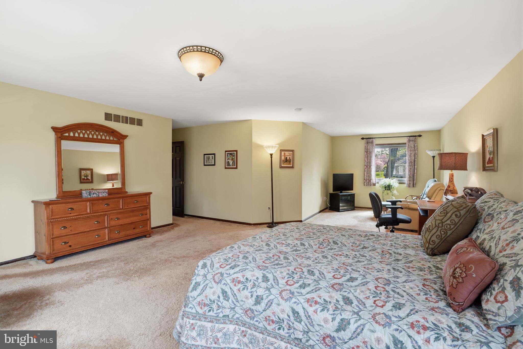 1964 Melmar Road Huntingdon Valley, PA 19006 - Photo 24 of 47