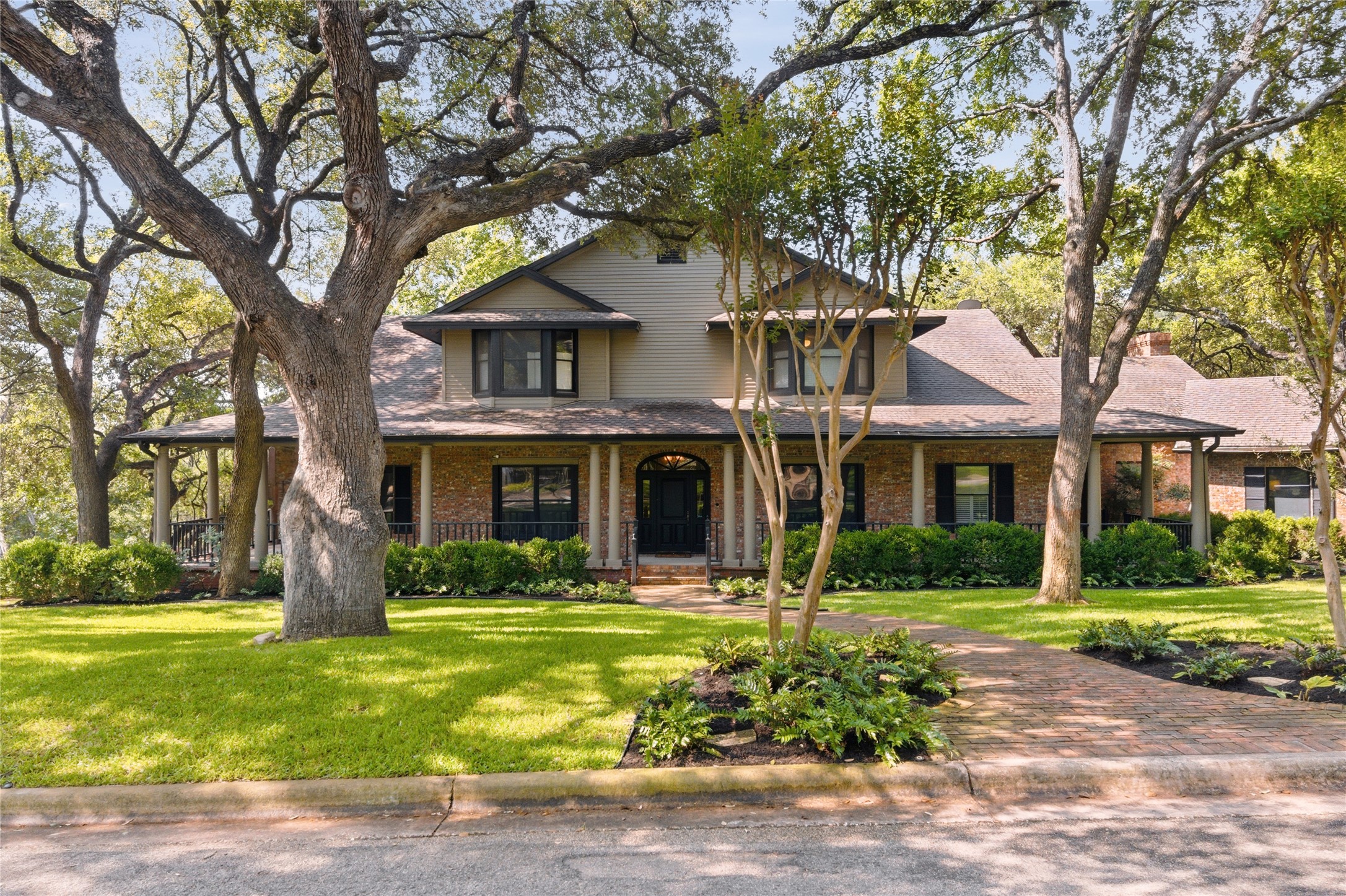 4209 Dunning Lane Austin, TX 78746 - Photo 1 of 40