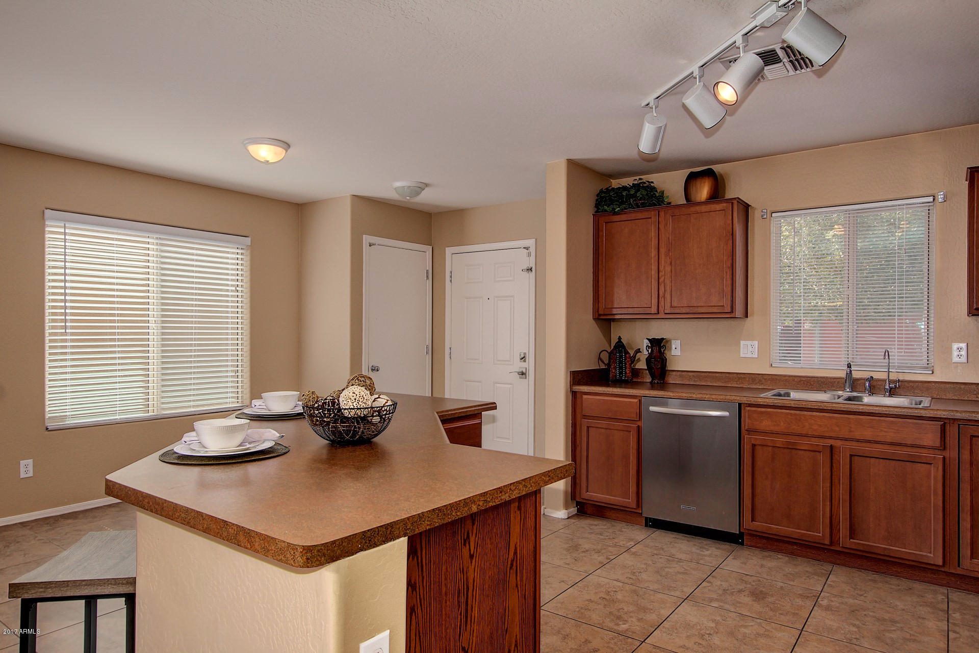2649 South Chaparral Road Apache Junction, AZ 85119 - Photo 6 of 23 Chaparral (6)