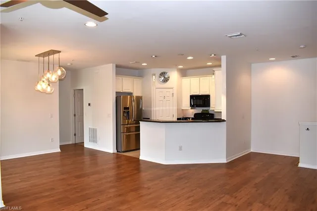 $2,400 | 23420 Alamanda Drive, Unit 202, Estero, FL 34135