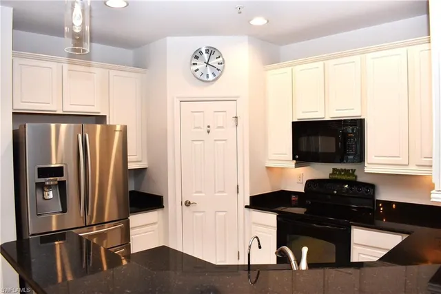 $2,400 | 23420 Alamanda Drive, Unit 202, Estero, FL 34135