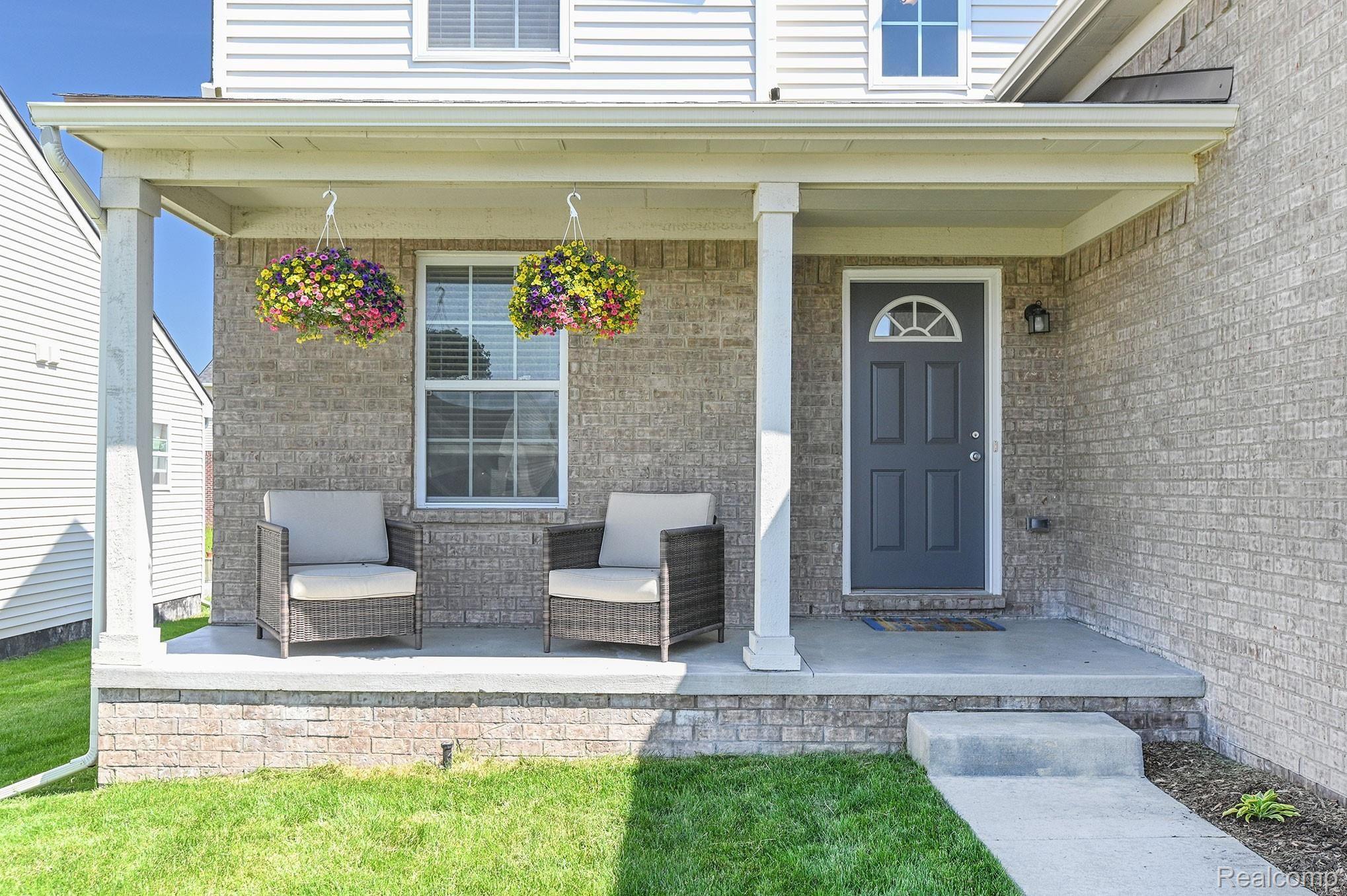 4105 Ash Tree Lane Howell, MI 48843 - Photo 3 of 28 Perfect sitting porch!