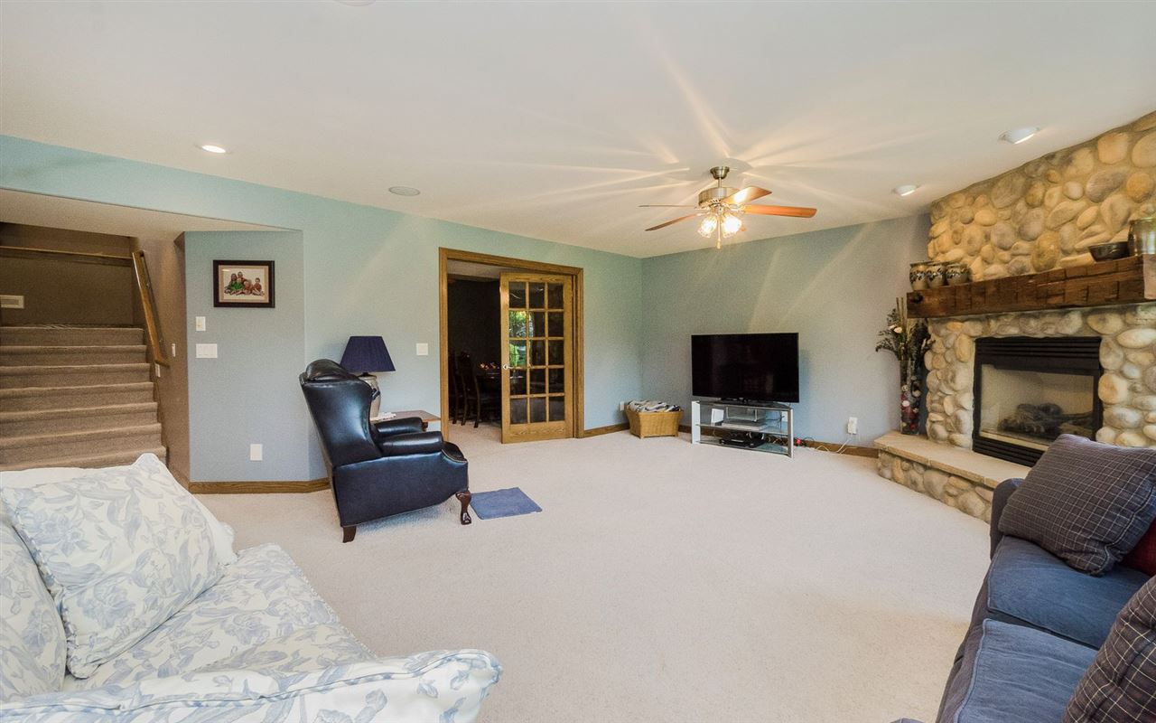 5800 Rpds Rdg Road Northeast Cedar Rapids, IA 52411 - Photo 27 of 35 Gallery Image 27