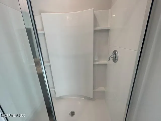 $2,200 | 17897 Kelso Drive, D'Iberville, MS 39540