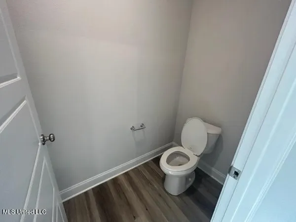 $2,200 | 17897 Kelso Drive, D'Iberville, MS 39540