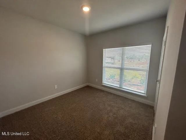 $2,200 | 17897 Kelso Drive, D'Iberville, MS 39540